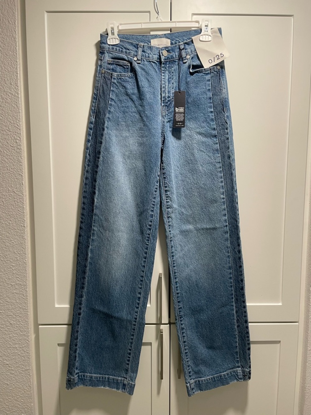 Habitual Colorblock Side Stripe Slouchy Straight Jeans Medium Wash